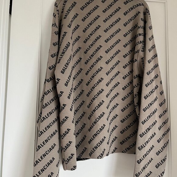 NWT Balenciaga Cardigan Sweater Dark Beige Allover Logo Knit Wool Blend V-Neck - Picture 11 of 12